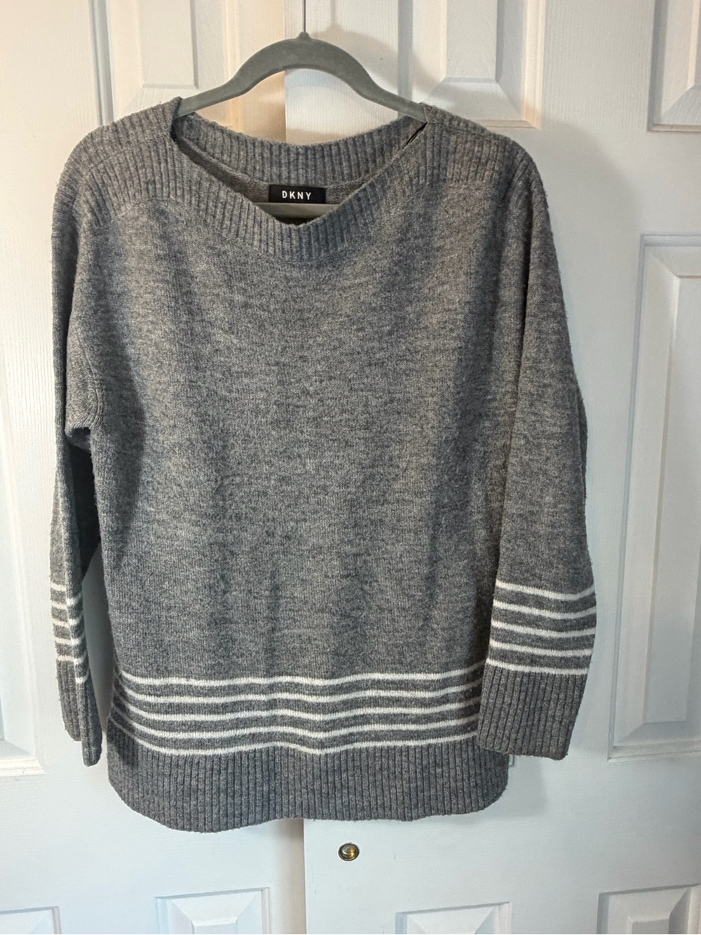 DKNY Gray Crewneck Sweater with White Stripes